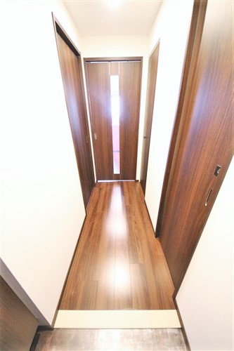 スプランディッド新大阪キャトルの玄関写真