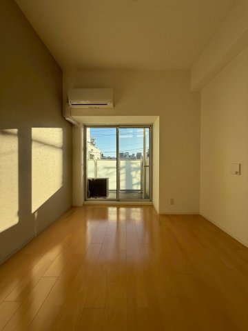 Luce Kujonishiの居間写真