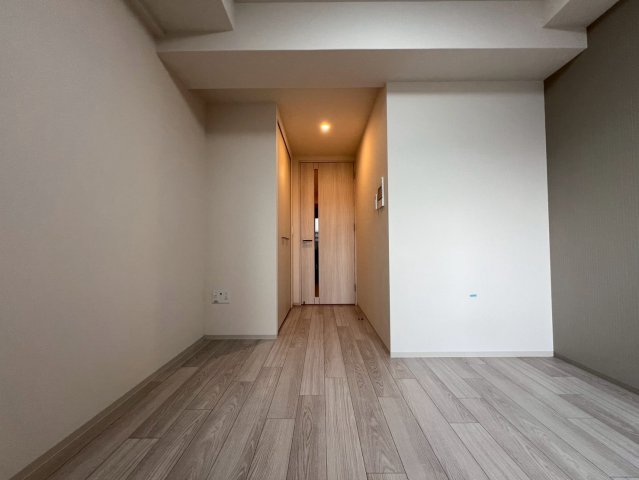 レジュールアッシュ アーバンイールの居間写真