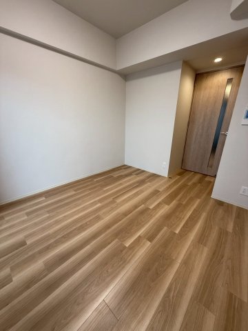 プレサンス深江橋ラヴィゲートの居間写真