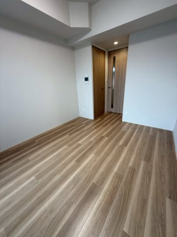 プレサンス深江橋ラヴィゲートの居間写真