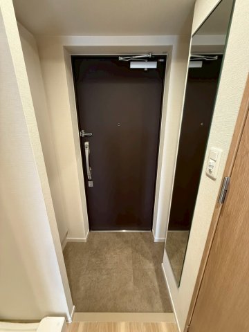 プレサンス深江橋ラヴィゲートの玄関写真