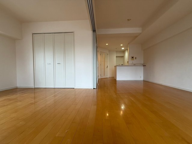 グレンパーク梅田北の居間写真