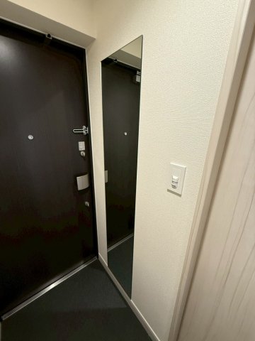 プレサンス東三国エンブレイスの玄関写真