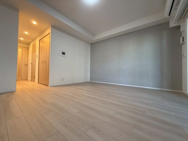 スプランディッド梅田グランノースの居間写真