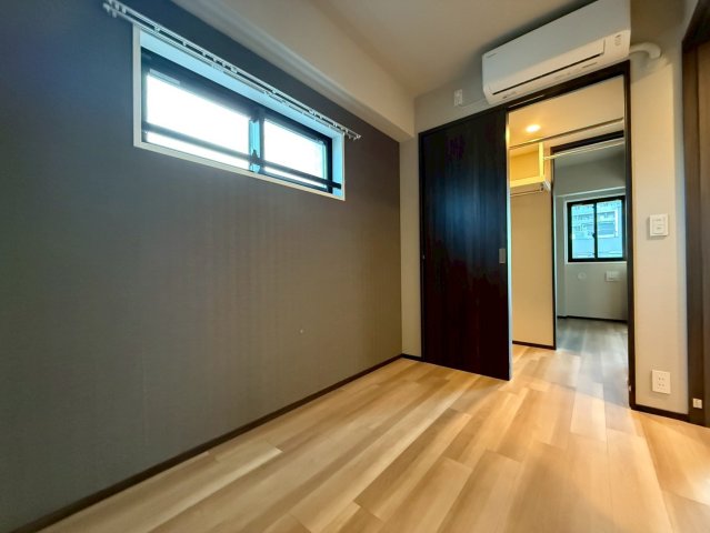 ソルレヴェンテ新梅田の居間写真