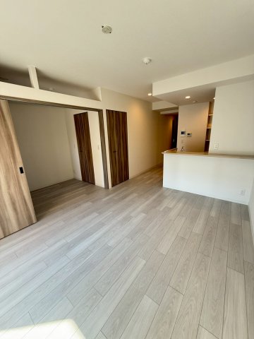 SUNREGIS NAMBAの居間写真