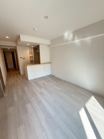 SUNREGIS NAMBAの居間写真
