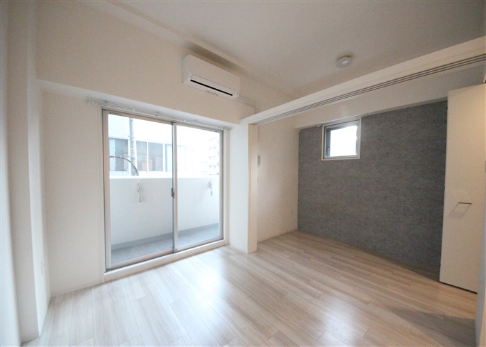 ラシーヌ瓦屋町の居間写真