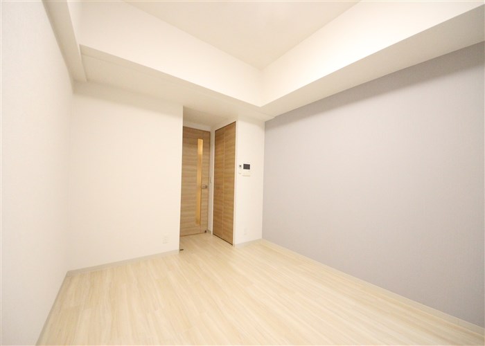 プライムアーバン御堂筋本町の居間写真