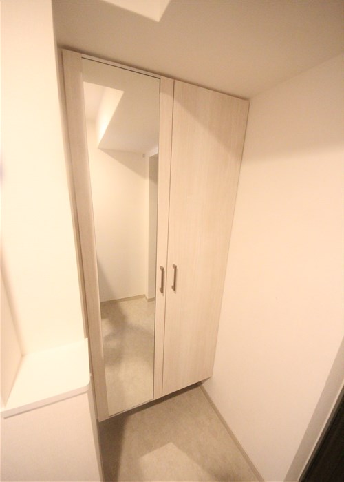 スプランディッド中之島DUEの玄関写真