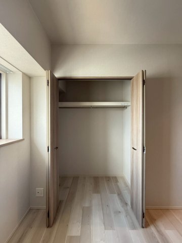 スプランディッドライズ新大阪ノースの居間写真