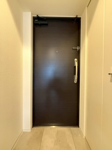 ドゥーエ立売堀の玄関写真