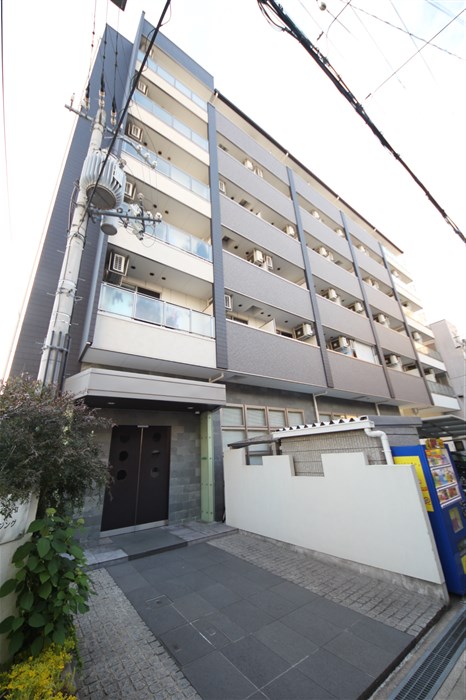 十三本町ウインズマンションIIの外観写真