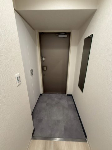 南堀江アパートメントシエロの玄関写真