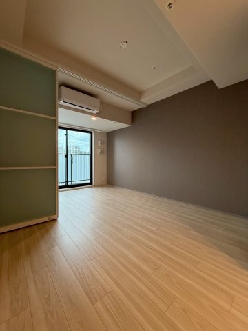 アーバネックス天満橋Frontの居間写真