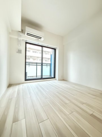 S-RESIDENCE難波大国町dominaの居間写真