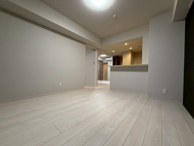 IBC Residence Westの居間写真
