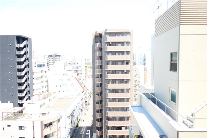 プレサンス大手前ピリオドの外観写真