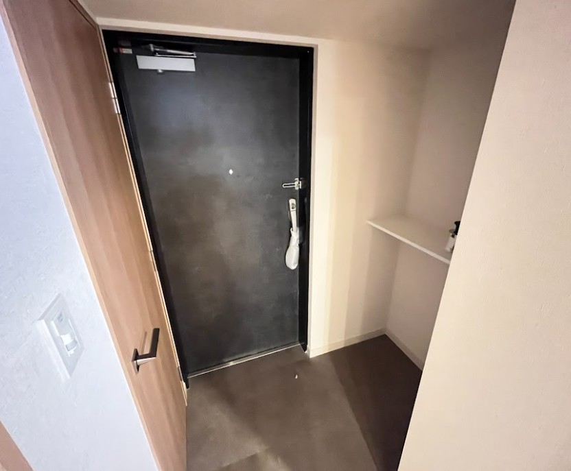 スプランディッド本町グランの玄関写真