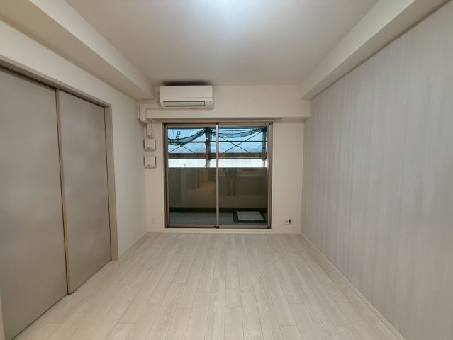 スプランディッド玉造DUEの居間写真