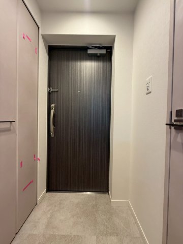 スプランディッド玉造DUEの玄関写真