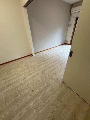 CITY SPIRE難波WESTの居間写真