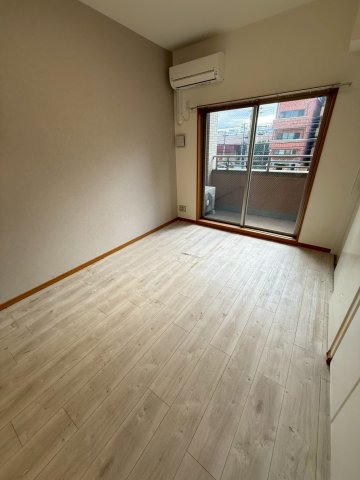 CITY SPIRE難波WESTの内装写真