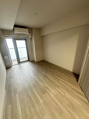 Alivisドーム前の居間写真