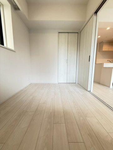 スプランディッド玉造の居間写真