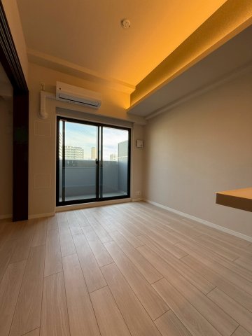 S-RESIDENCE難波西alterの居間写真