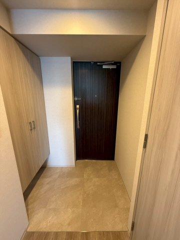 Alivis九条の玄関写真
