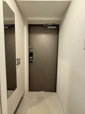 エスリードレジデンス大阪本町の玄関写真