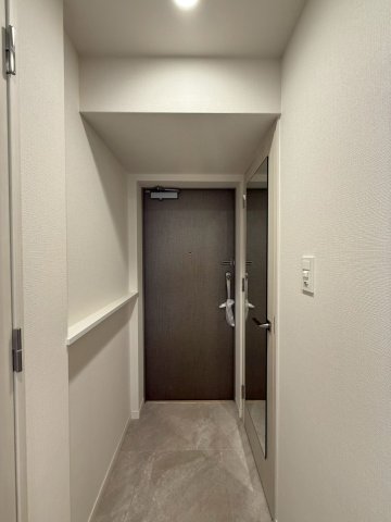 スプランディッド大阪EASTの玄関写真