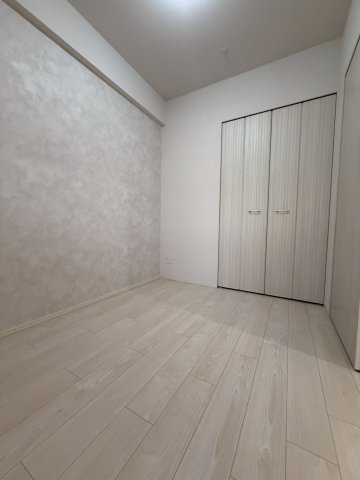 スプランディッド大阪EASTの居間写真