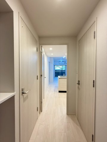 スプランディッド大阪EASTの内装写真