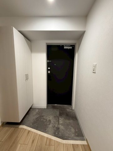 Alivis野田阪神の玄関写真
