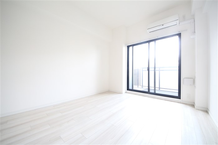 S-RESIDENCE阿波座WESTの居間写真