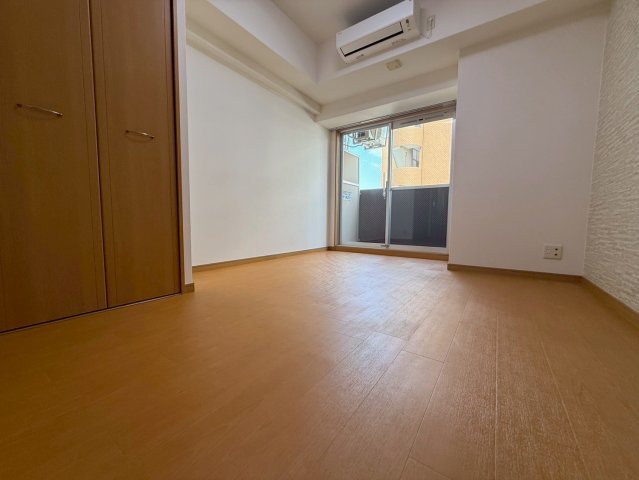 ONE ROOF FLAT TENJINBASHIの居間写真