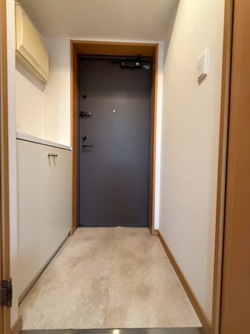 ONE ROOF FLAT TENJINBASHIの玄関写真