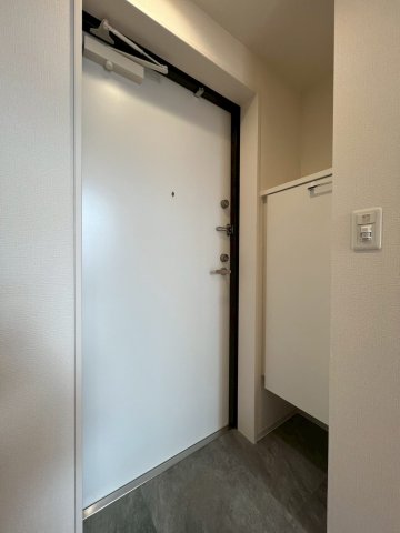 SERENiTE中津の玄関写真