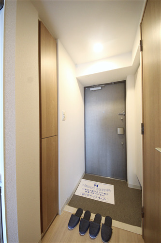JMFレジデンス大阪福島の玄関写真