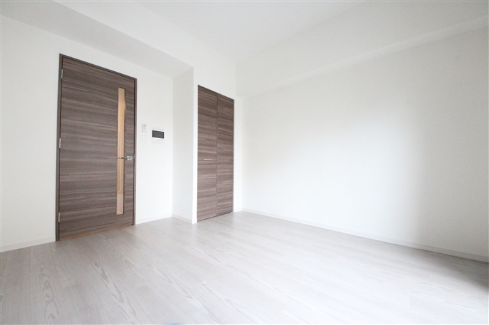 S-RESIDENCE天満Gracisの居間写真
