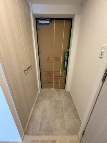 スプランディッド梅田WESTの玄関写真