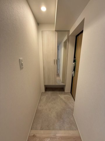 スプランディッド梅田WESTの玄関写真