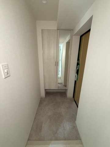 スプランディッド梅田WESTの玄関写真