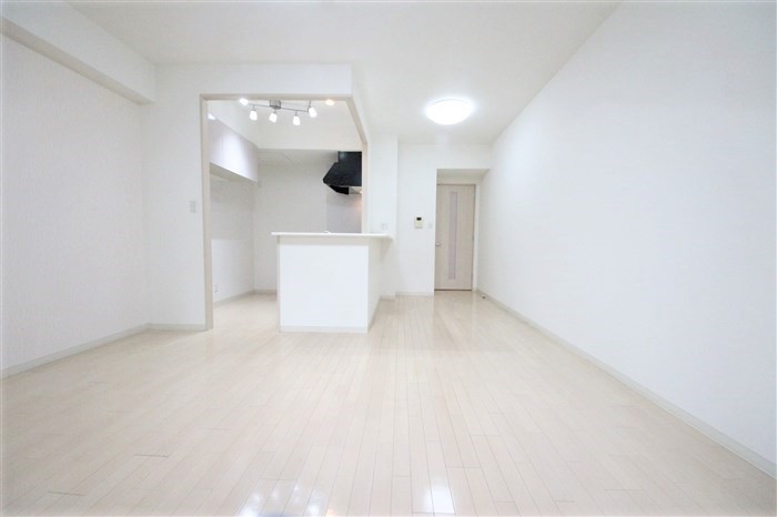 Ocean松屋町の居間写真