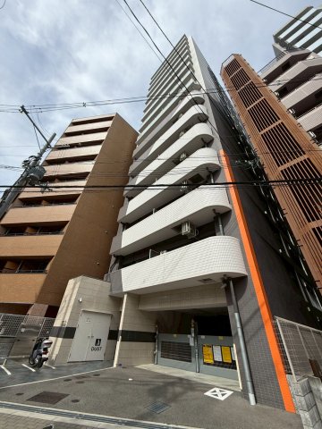 セレニテフラン野田阪神駅前の外観写真