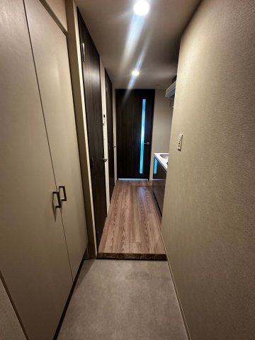 リヴェント難波ウエストの玄関写真