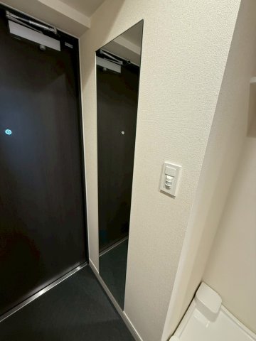 プレサンス東三国エンブレイスの玄関写真